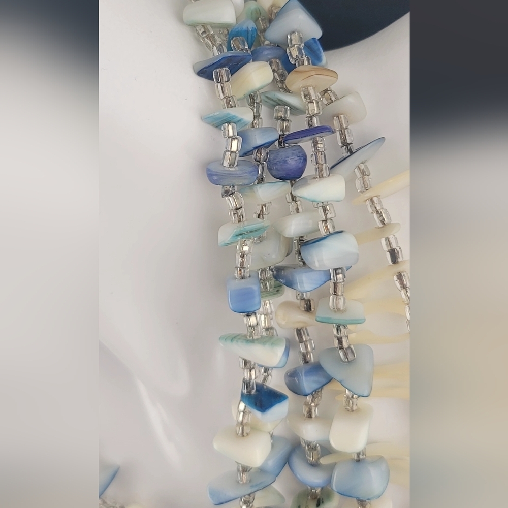 Vintage Japan Sea Shell Glass Bead Multi-Strand Bib Necklace Blue White - Picture 6 of 12